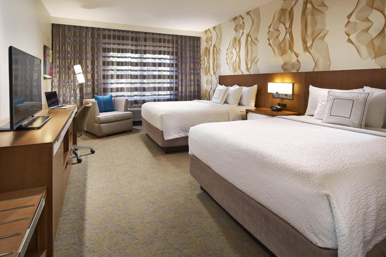 Courtyard By Marriott Sunnyvale Silicon Valley Exterior photo